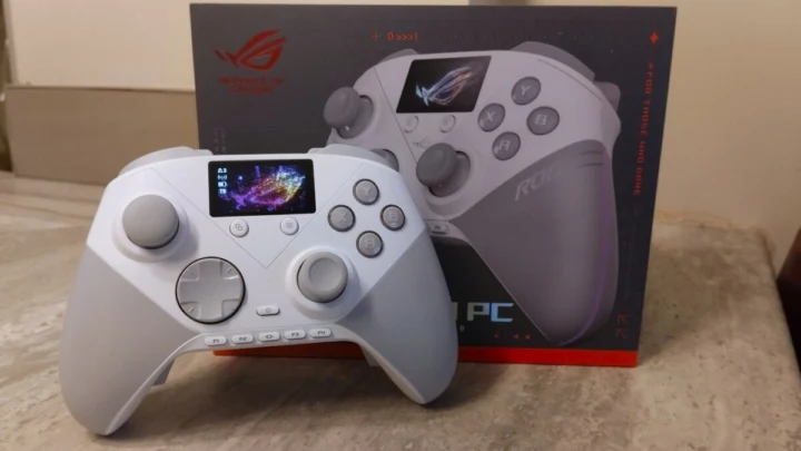 The ROG Raikiri II Pro PC gives me the controller customization I need to thrive