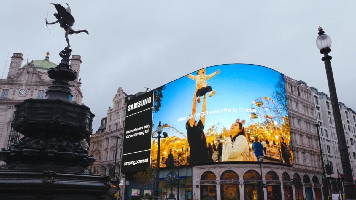 Samsung Electronics Expands SSD Brand Campaign Across Global Landmarks